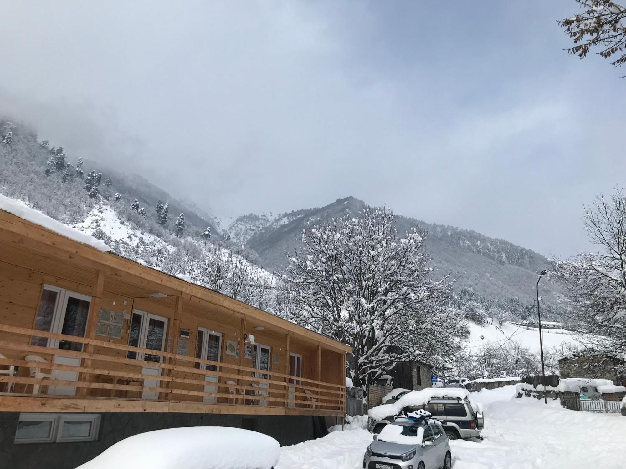 メスティア Girgola Bed & Breakfast エクステリア 写真