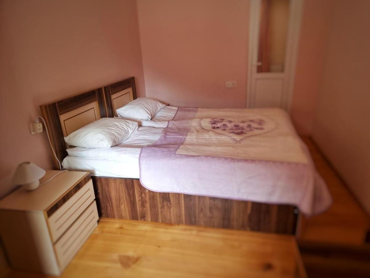 メスティア Girgola Bed & Breakfast エクステリア 写真