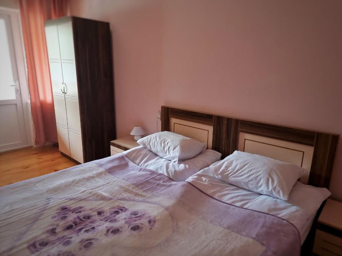 メスティア Girgola Bed & Breakfast エクステリア 写真