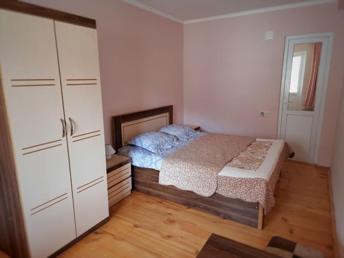 メスティア Girgola Bed & Breakfast エクステリア 写真