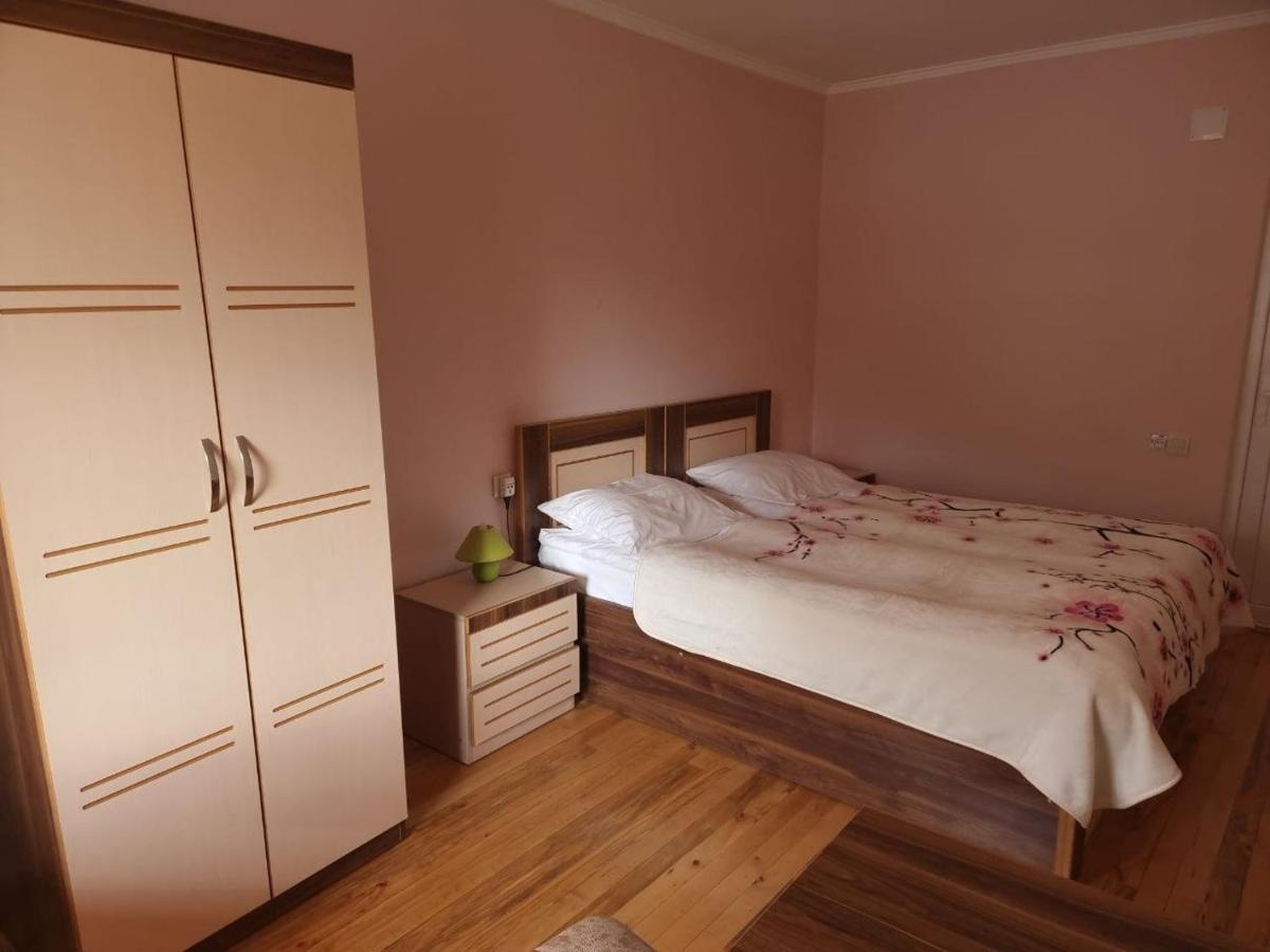 メスティア Girgola Bed & Breakfast エクステリア 写真