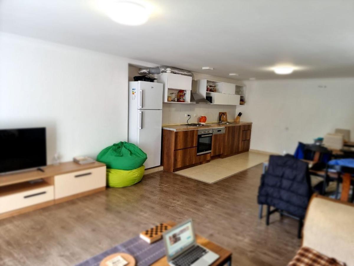 メスティア Girgola Bed & Breakfast エクステリア 写真