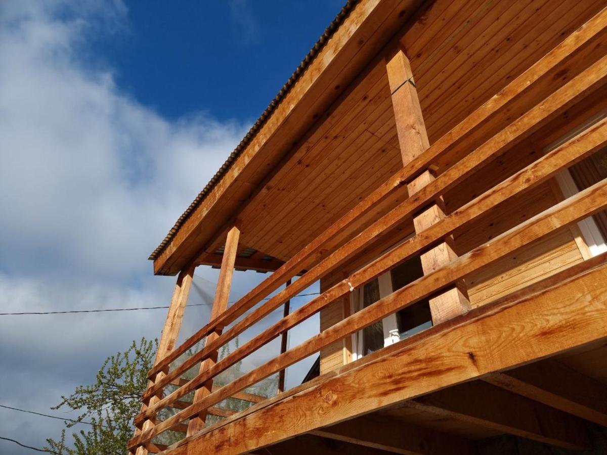 メスティア Girgola Bed & Breakfast エクステリア 写真