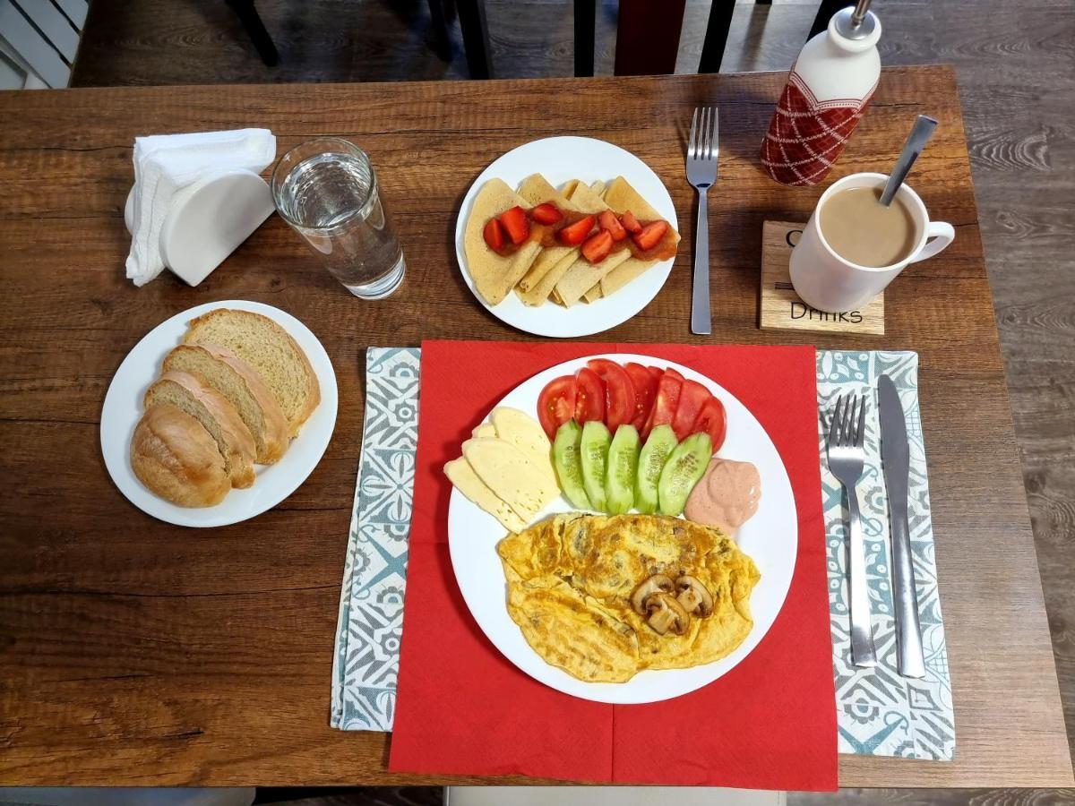メスティア Girgola Bed & Breakfast エクステリア 写真